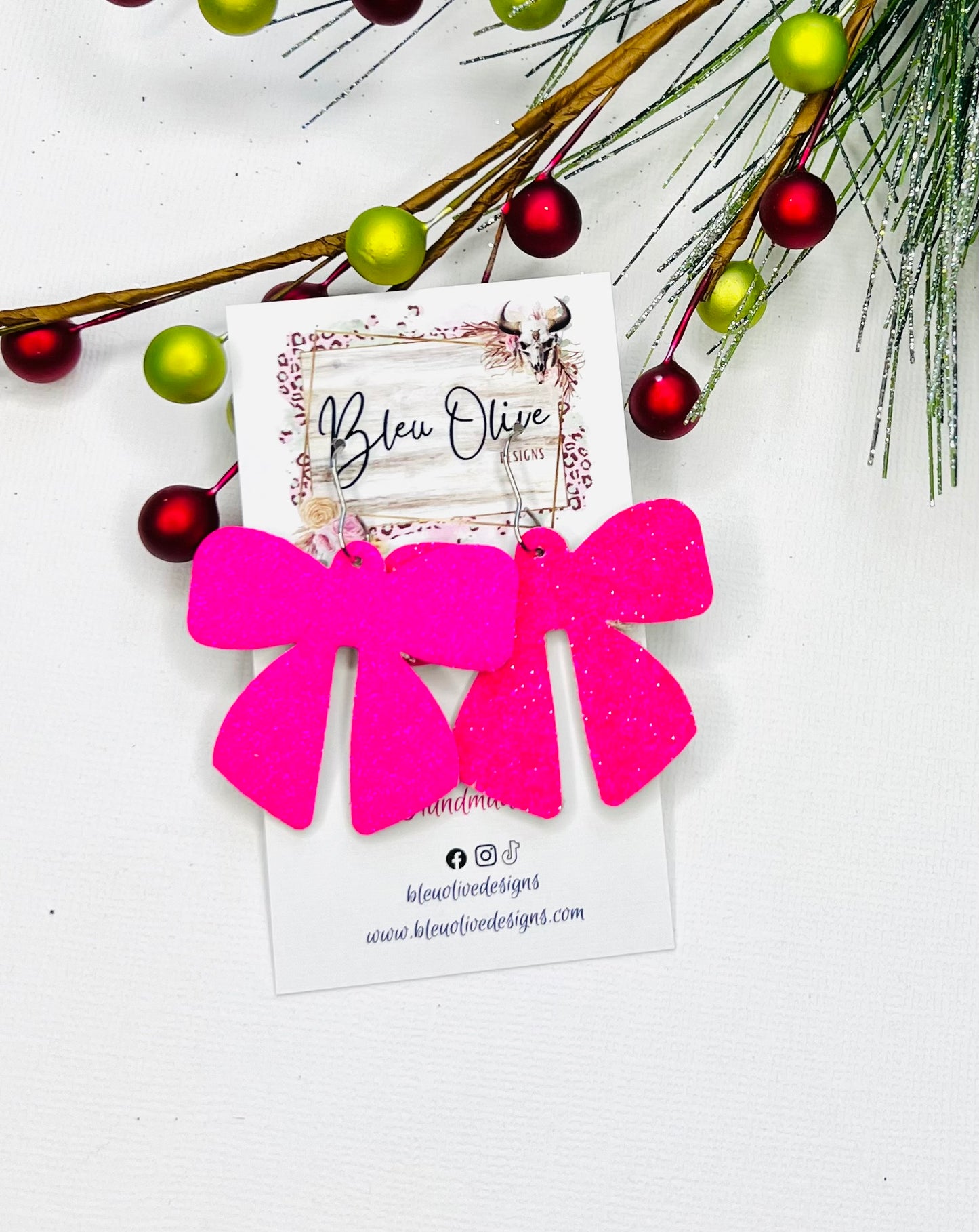 Glitz & Glam Bow Leather Earrings 🌻