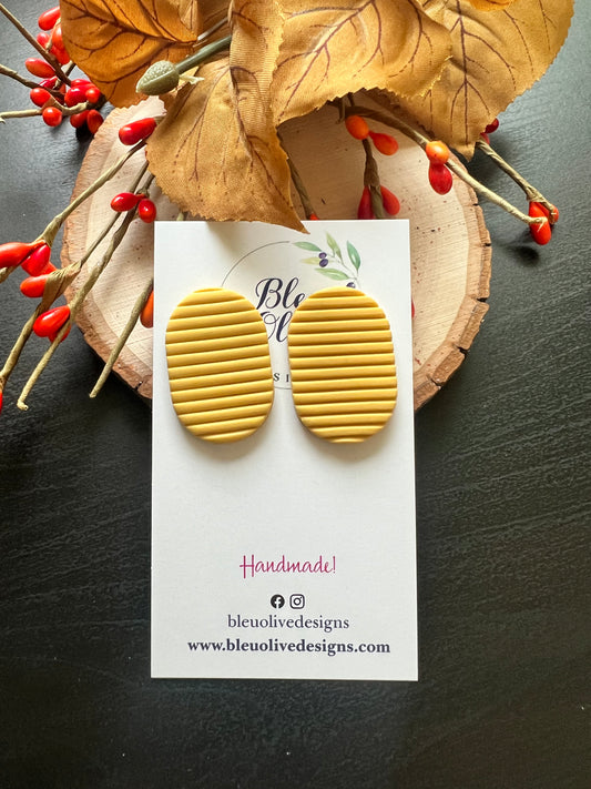 Grooved Polymar Clay Stud Earrings